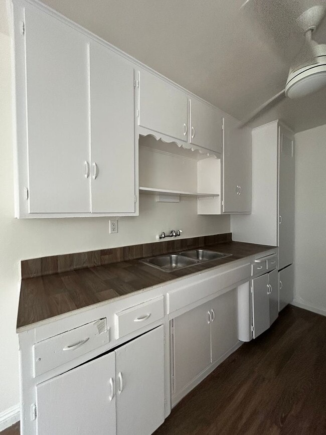 Photo - 931-933 Florida Unit 933