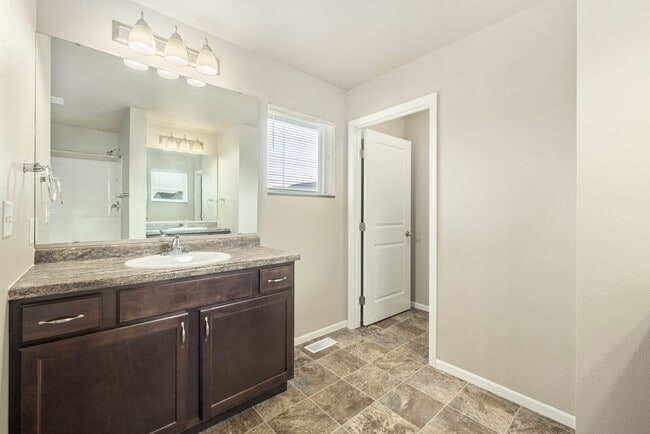 Shadow Wood Townhomes