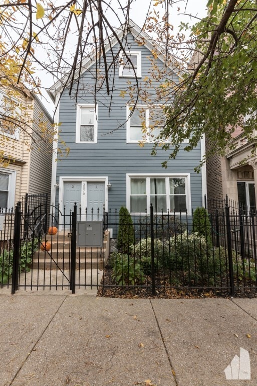 Photo - 3570 W Dickens Ave Unit 2