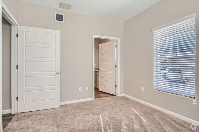 Building Photo - 1 Bedroom Beautiful Apartment for Lease Unit 5250 W Arizona - 301