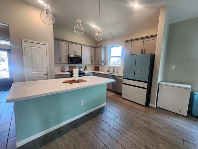 Photo - 7607 Sirocco Ln