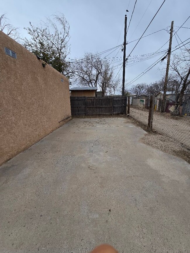 Photo - 915 Walter St SE Unit C