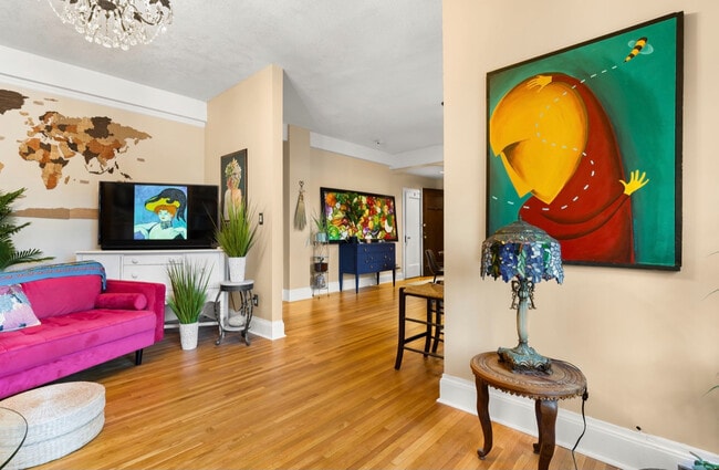 Photo - 2305 Victoria Av Unit 414