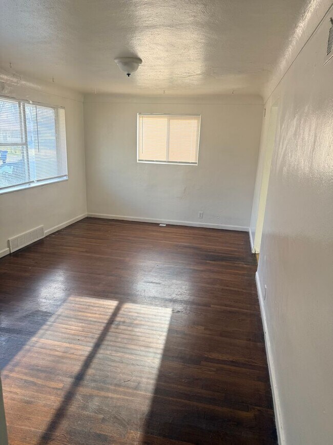 Photo - Charming 3 Bedroom 1 Bath Home for Rent Ready 1,300.00 Great Location