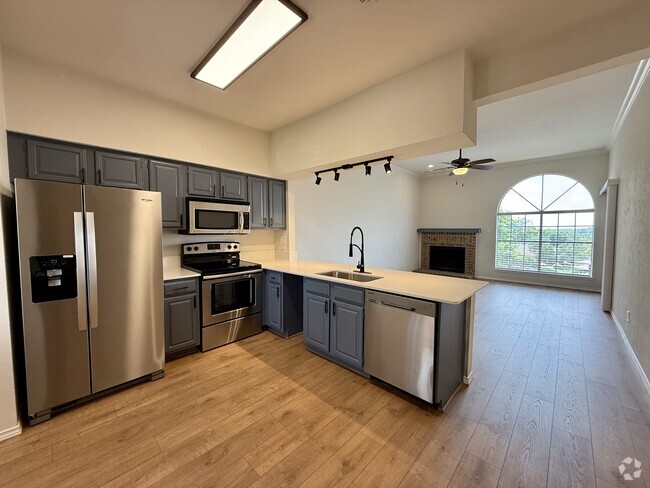 Building Photo - 217 Henry Chandler Dr Unit 217 Rental