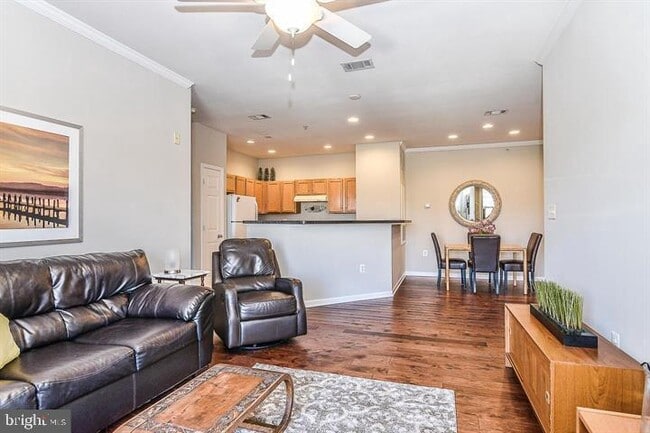 Building Photo - 13386 Connor Dr Unit M