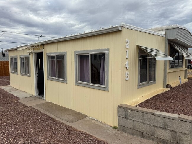 Photo - 1 BR 1Ba with enclosed Porch/Patio, fenced yard, RV Parking