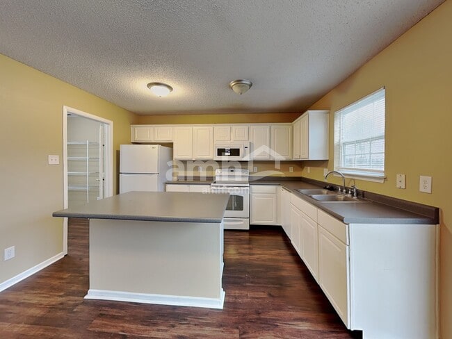 Photo - 14421 Refreshing Garden Ln