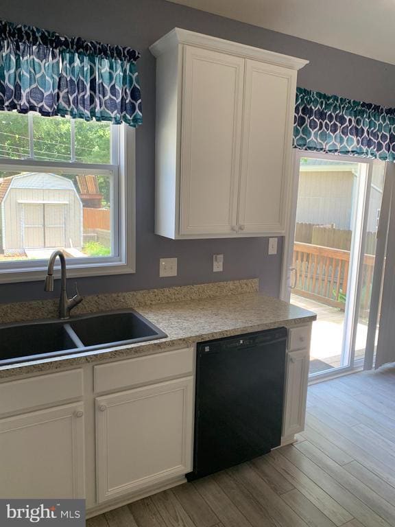 Photo - 454 Wakefield Dr