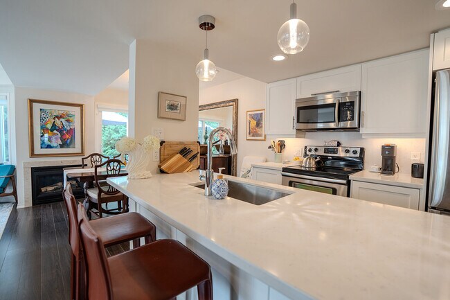 Photo - 5 Valleymede Ct