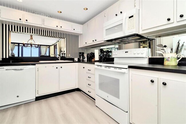 15462 Gulf Blvd Unit 508