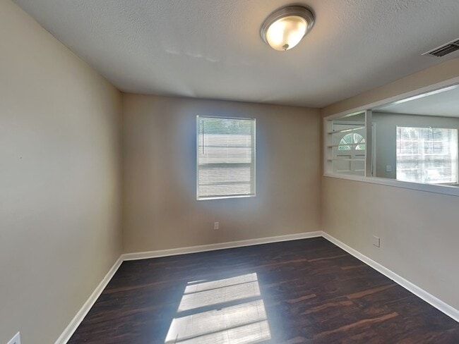 Photo - 6158 Verdes Rd