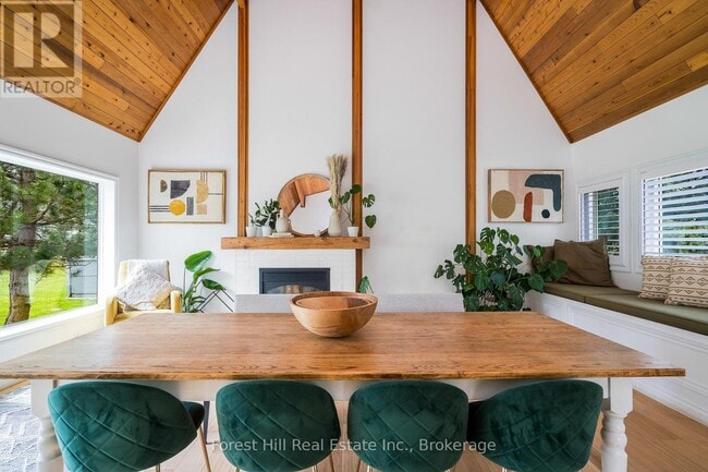 Photo - 144 Brooker Blvd