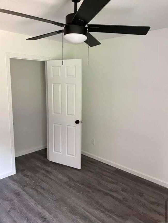 Photo - 906 W Center St