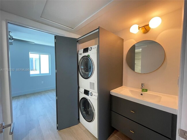 Photo - 1501 Michigan Ave Unit 04