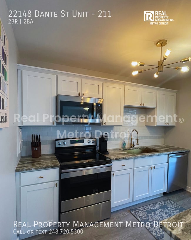 Photo - 22148 Dante St