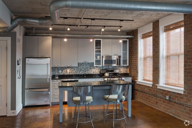 Building Photo - 916 G St NW Unit 804 Rental