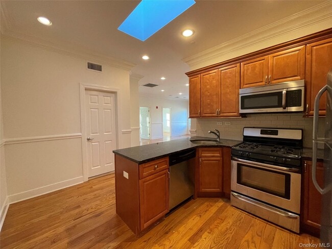 Photo - 17 Green St Unit 2C