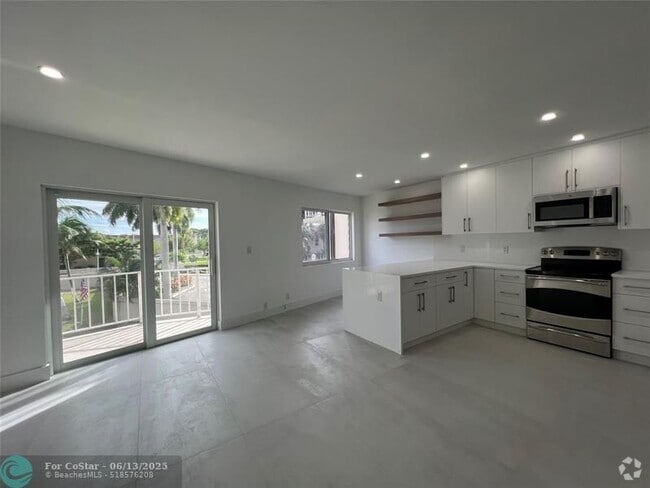 Building Photo - 1967 S Ocean Blvd Unit 218C Rental