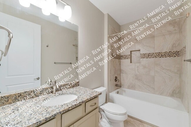 Photo - 7631 W Laurel Ln