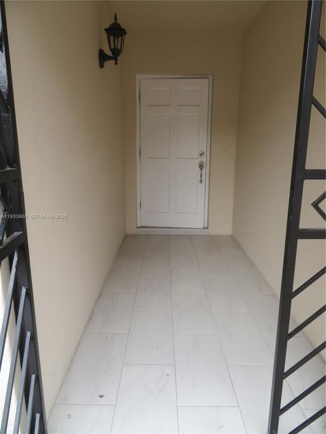 Photo - 7328 Miami Lakeway S