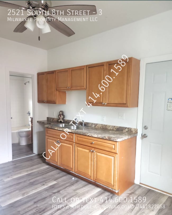 Building Photo - 2521 S 8th St Unit 3