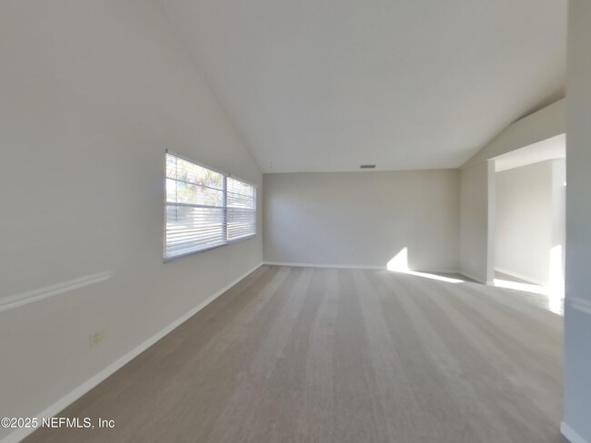 Photo - 2036 Pompano Pkwy