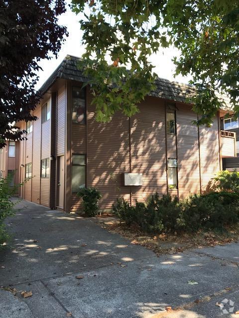 Building Photo - 2 bedroom in Seattle WA 98116 Unit 2720 60 Ave SW Rental