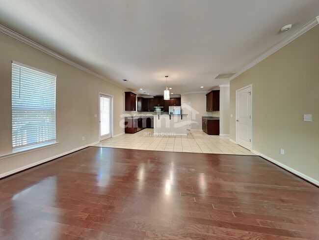 Photo - 160 Grayson Ave