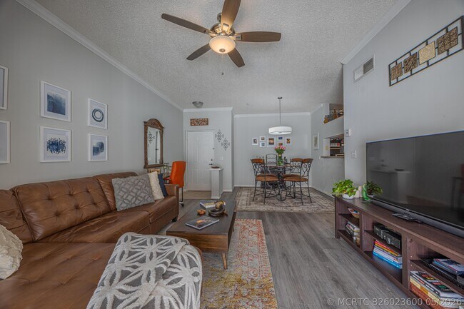 2412 Tuscany Way
