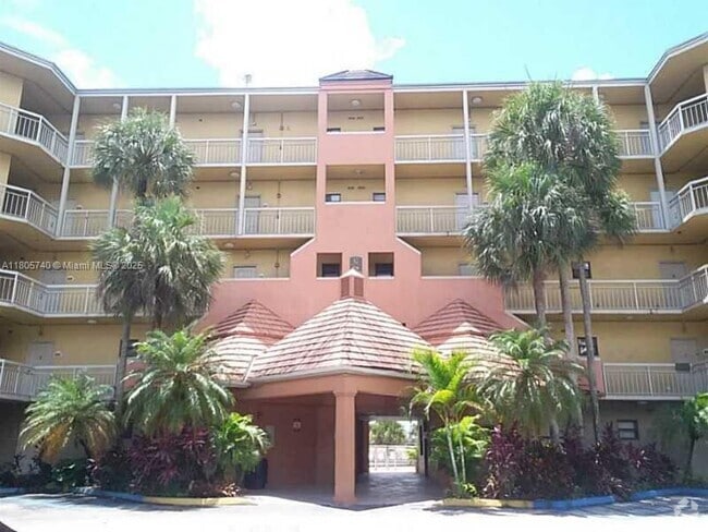 Building Photo - 8290 Lake Dr Unit 405 Rental