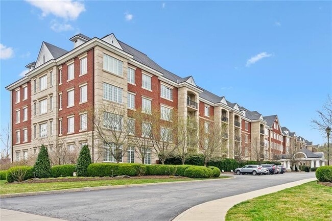 Building Photo - 100 Vista Cir