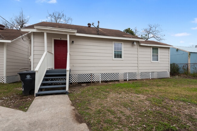 Building Photo - 7307 Avenue H