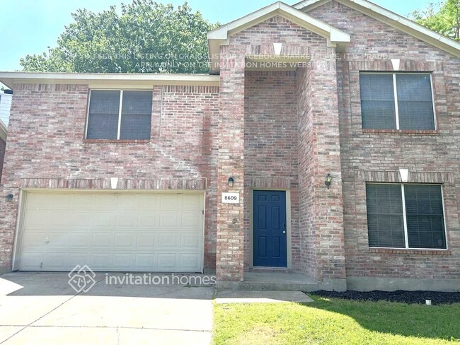 Building Photo - 8609 Chelan Way
