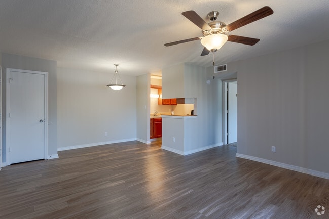1BR,1BA