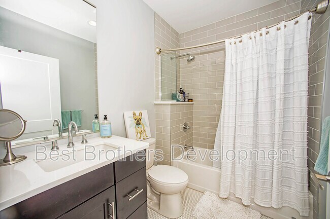 4779 South Park Ave Unit 15