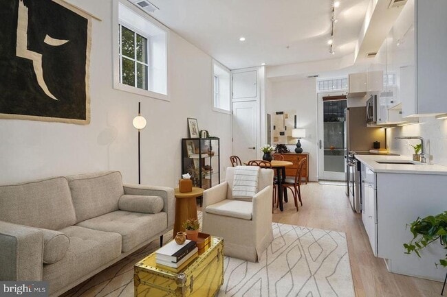 Photo - 1211 G St SE Unidad 1