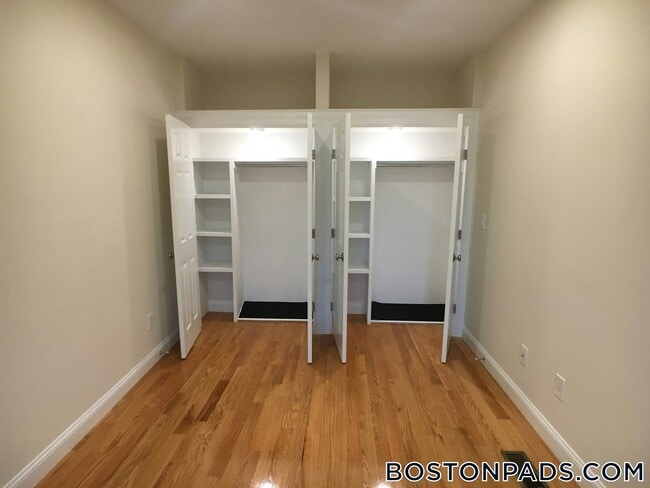 Photo - 67 Temple St Unit 1