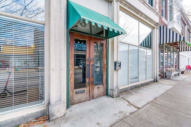 Photo - 310 S Main St Unit 101