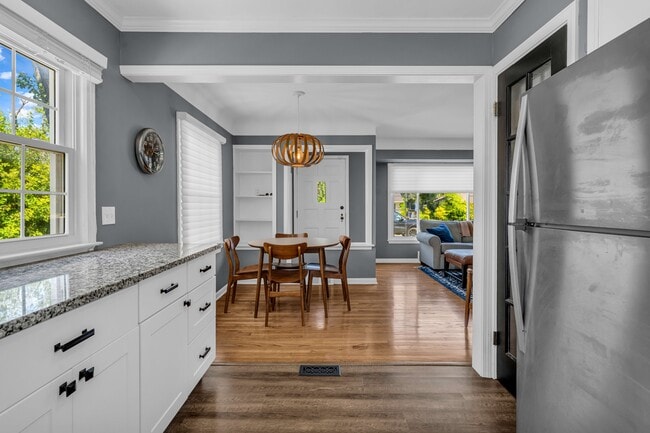 Photo - 3711 Normandy Rd