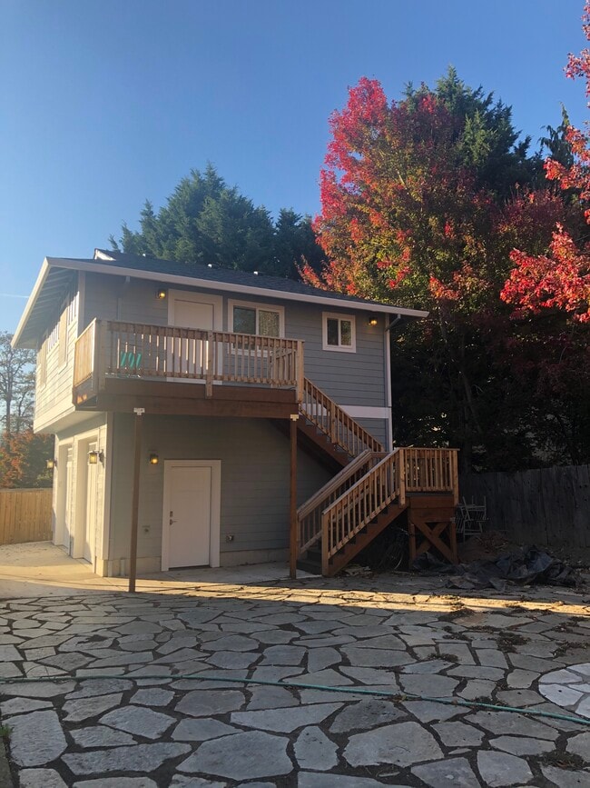 Photo - 6361 SW Southwood Dr Unit 3