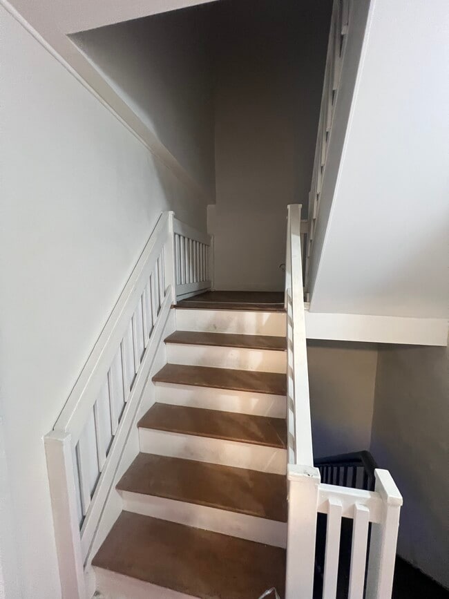 Photo - 2864 W 36th St