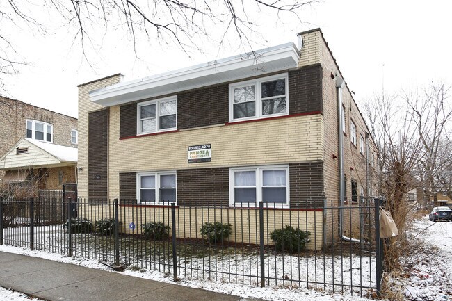 7927 S Ellis
