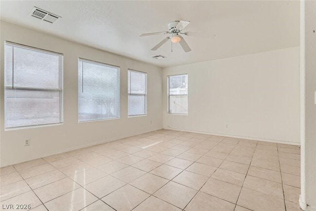 Photo - 2537 Begonia Valley Ave