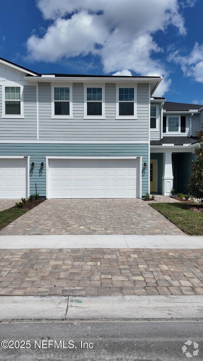 Building Photo - 257 Silver Myrtle Ct Rental