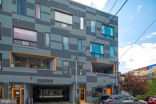Building Photo - 2015 Blair St Unit 1B Rental