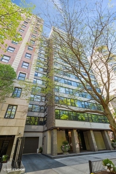 Building Photo - 1540 N State Pkwy Unit 9A Rental