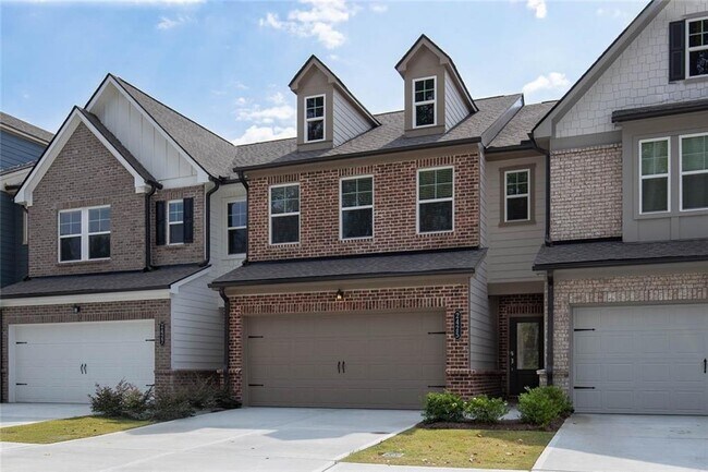 Photo - 2425 Livi Ln