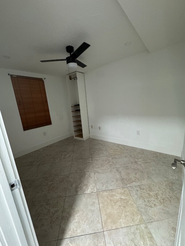 Photo - 1521 E 7th Ct