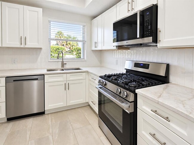 Photo - 1819 Shore Dr S Unit APT 106
